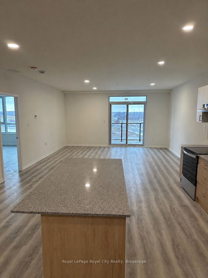 Condo Apartment at 1098 Paisley Road 714, Guelph, ON N1K 0E3, Guelph