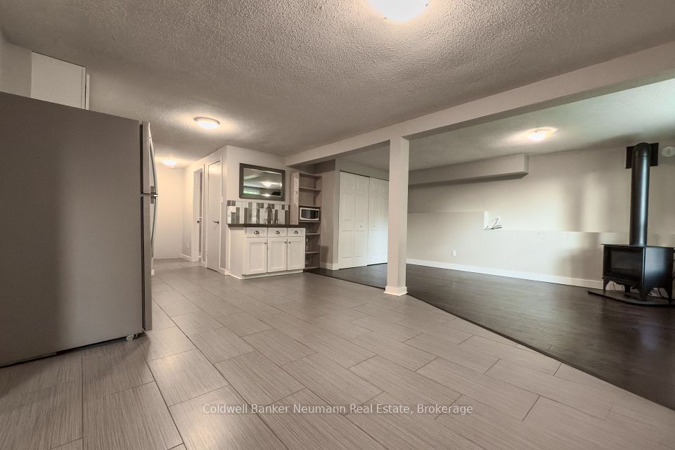 Detached at 723 Scottsdale Drive Lower, Guelph, ON N1G 3P3, Guelph