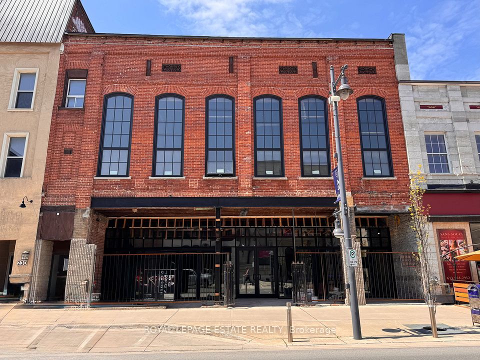 232 Front Street, Belleville, ON K8N 5K4