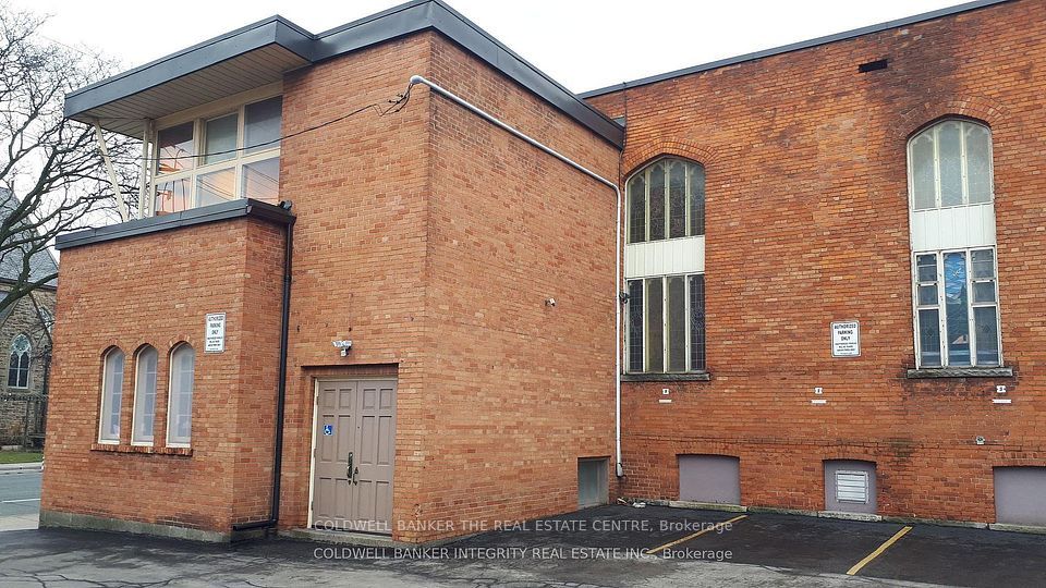 18 Victoria Avenue S, Hamilton, ON L8N 2S6