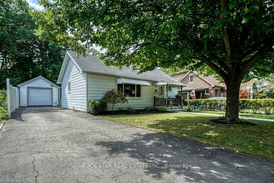 Detached at 102 Kribs Street Main, Cambridge, ON N3C 3N5, Cambridge