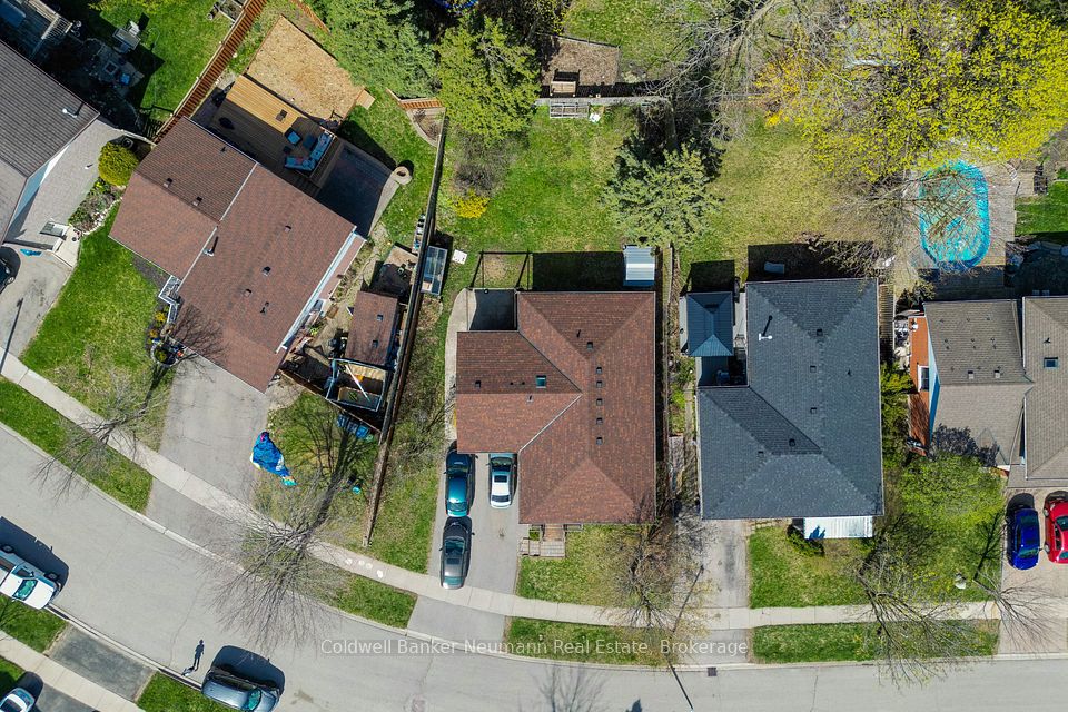 Detached at 37 Dunhill Crescent Upper, Guelph, ON N1H 7Z7, Guelph