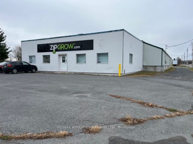 650 Cumberland Street, Cornwall, ON K6J 4J5