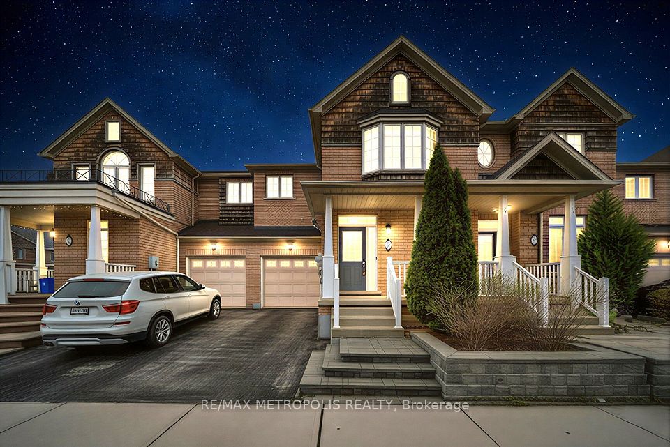 Att/Row/Townhouse at 5 Westhampton Way, Hamilton, ON L8E 6C8, Hamilton