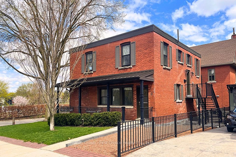 19 Waterloo Street S, Stratford, ON N5A 4A5