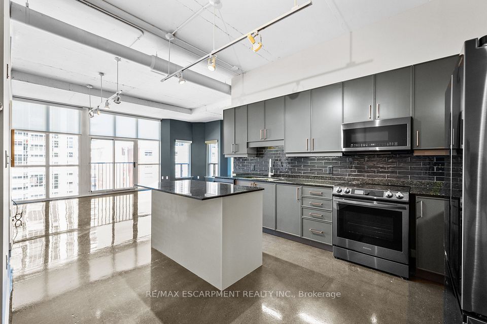 Condo Apartment at 66 Bay Street S 614, Hamilton, ON L8P 4Z6, Hamilton