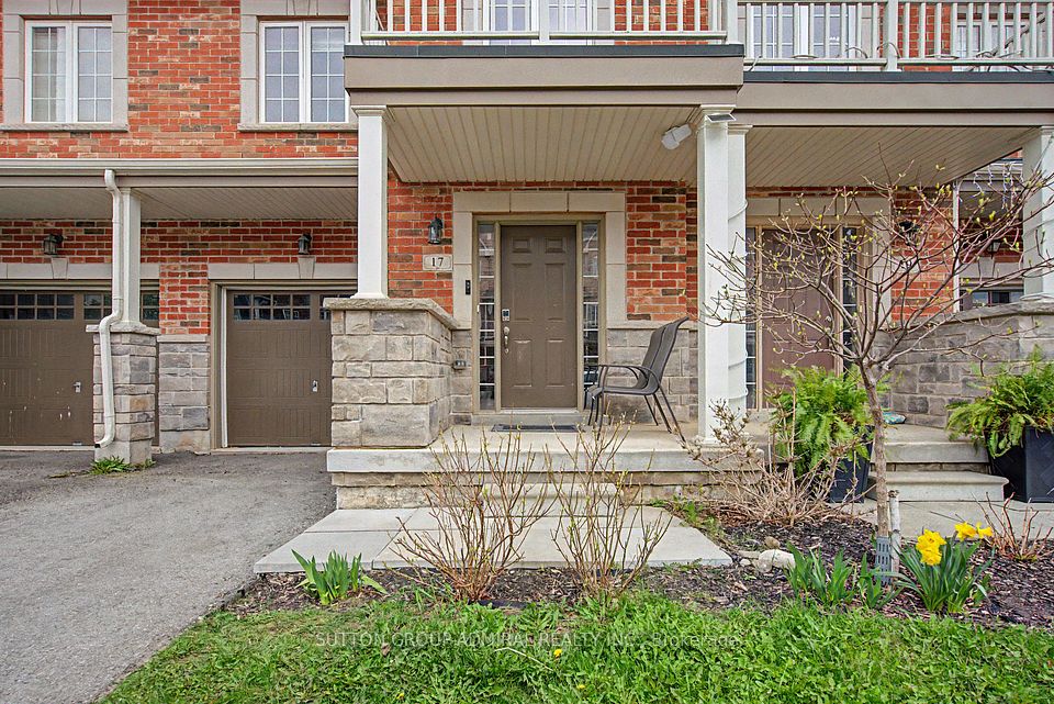 Att/Row/Townhouse at 17 Savage Drive, Hamilton, ON L8B 0A1, Hamilton