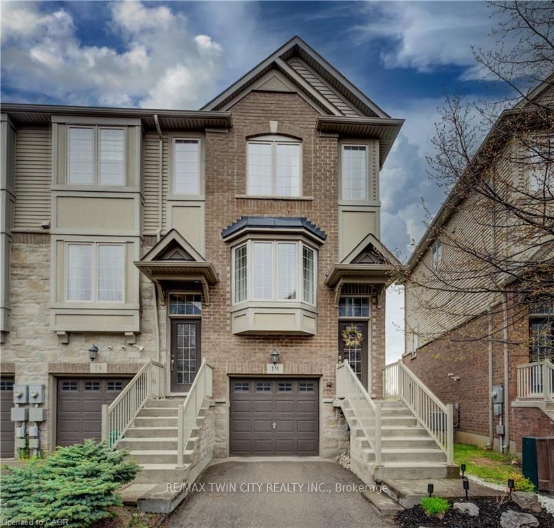 Att/Row/Townhouse at 342 MILL Street 19, Kitchener, ON N2M 0A5, Kitchener
