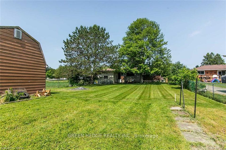 Detached at 34 Stanley Avenue, Kitchener, ON N2K 1C5, Kitchener