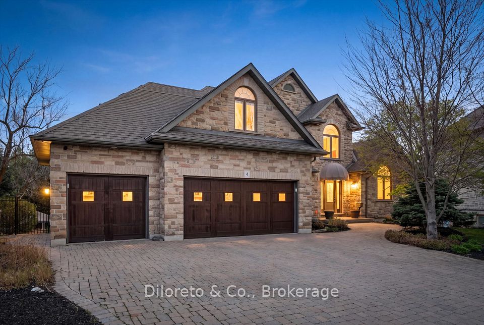 Detached at 4 Zaduk Place, Guelph, ON N1G 0A7, Guelph