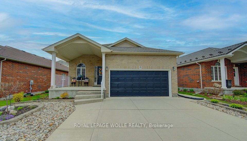Detached at 369 Zeller Drive, Kitchener, ON N2A 0A3, Kitchener