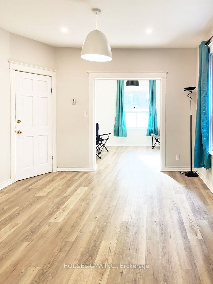 Detached at 19 Erie Avenue, Hamilton, ON L8N 2W5, Hamilton