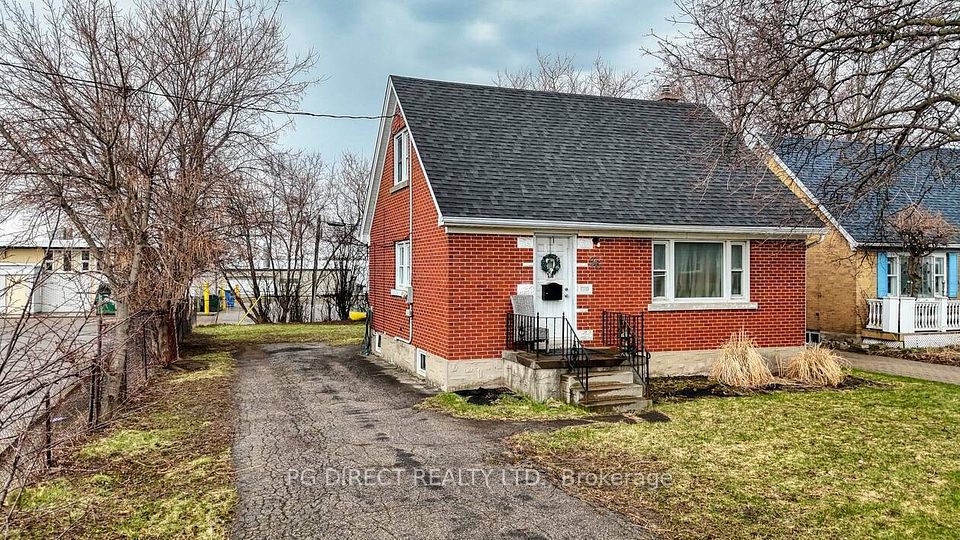 Detached at 36 Edna Street, Kitchener, ON N2H 2E3, Kitchener
