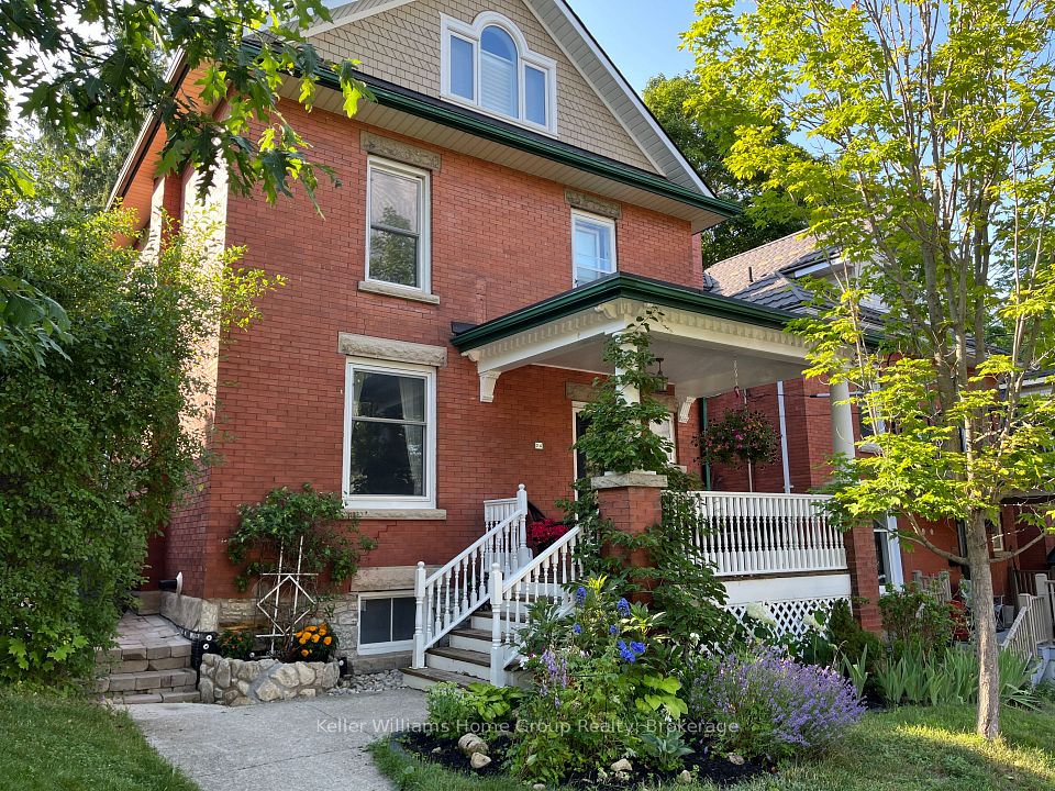 Detached at 24 Powell Street E, Guelph, ON N1H 1T8, Guelph