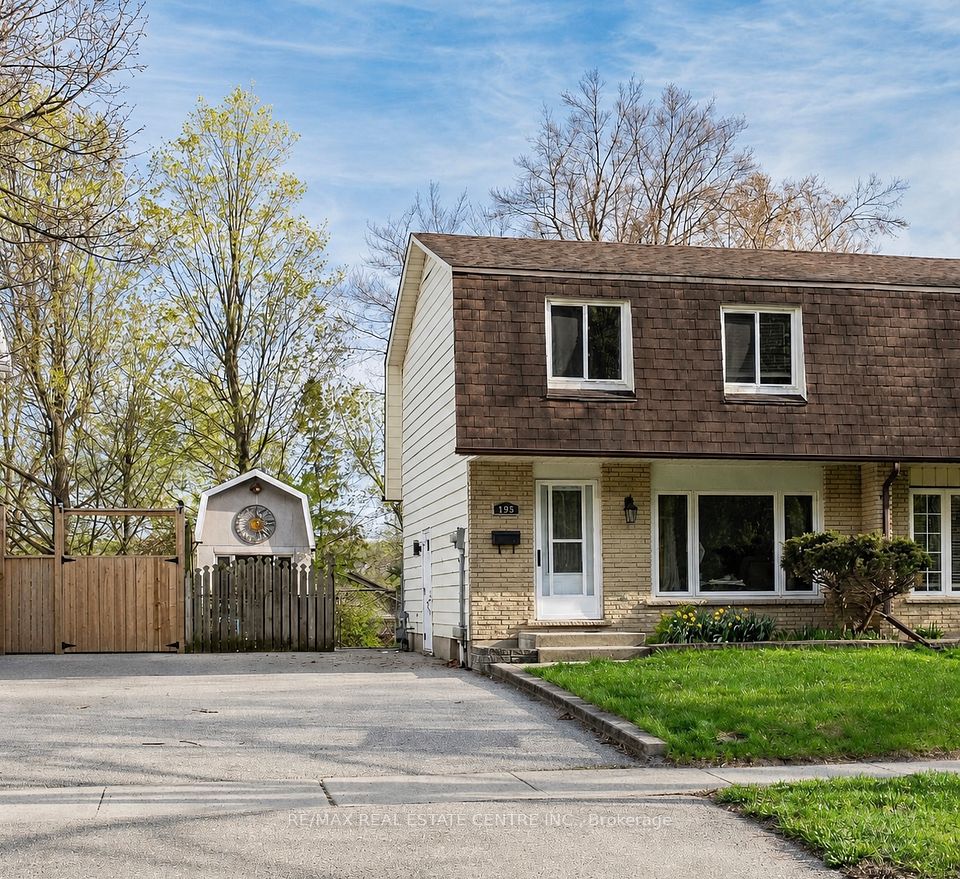 Semi-Detached  at 195 OLD CARRIAGE Drive, Kitchener, ON N2P 1H5, Kitchener