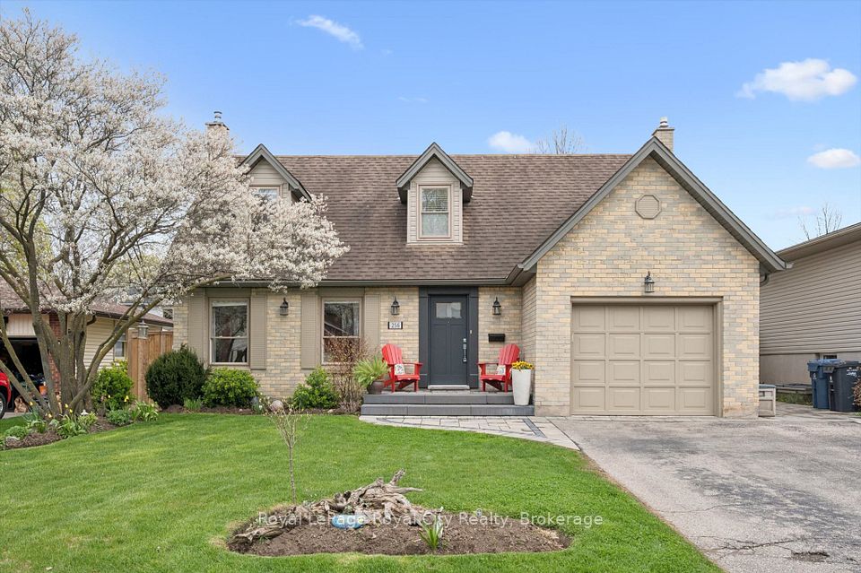 Detached at 256 West Acres Drive, Guelph, ON N1H 7P1, Guelph