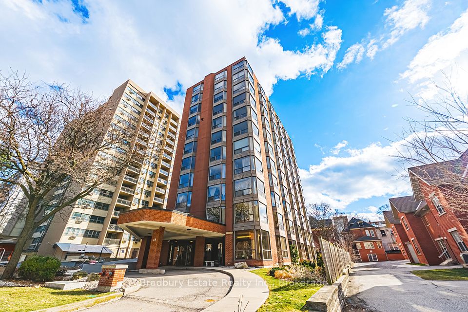 Condo Apartment at 49 Robinson Street 200, Hamilton, ON L8P 1Y7, Hamilton