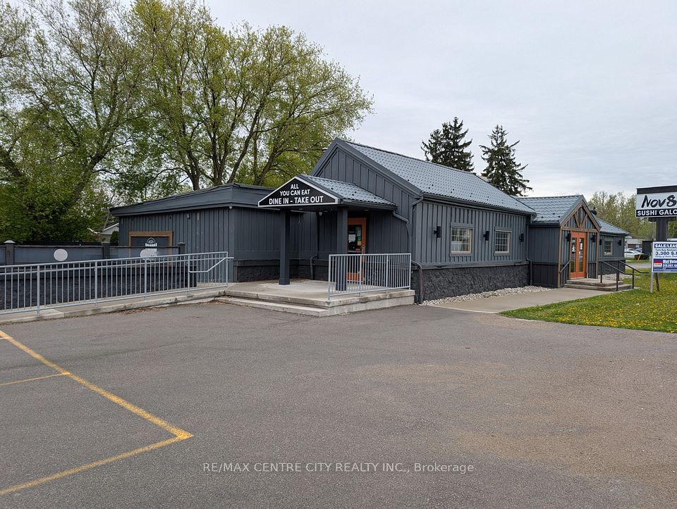 2300 Wharncliffe Road S, London South, ON N6P 1L1