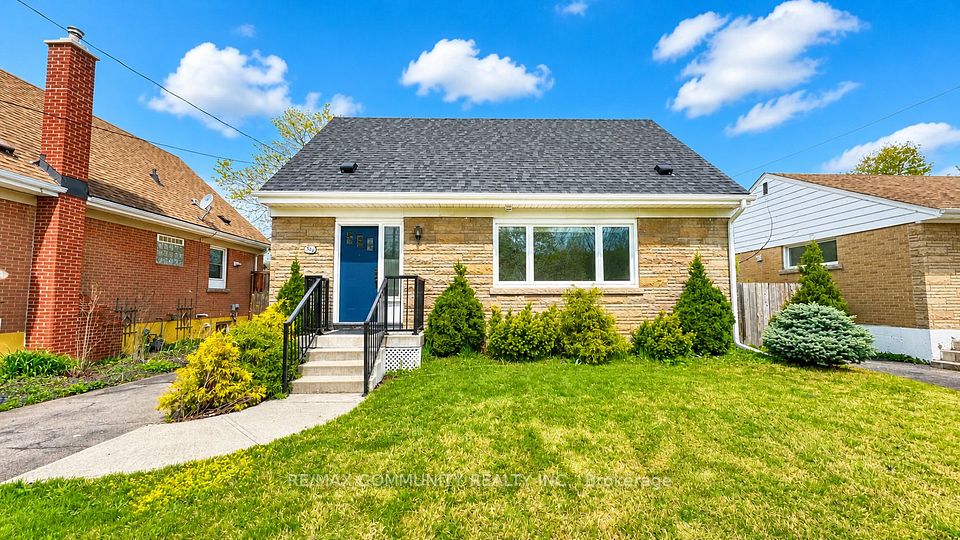 Detached at 386 Whitney Avenue, Hamilton, ON L8S 2H4, Hamilton