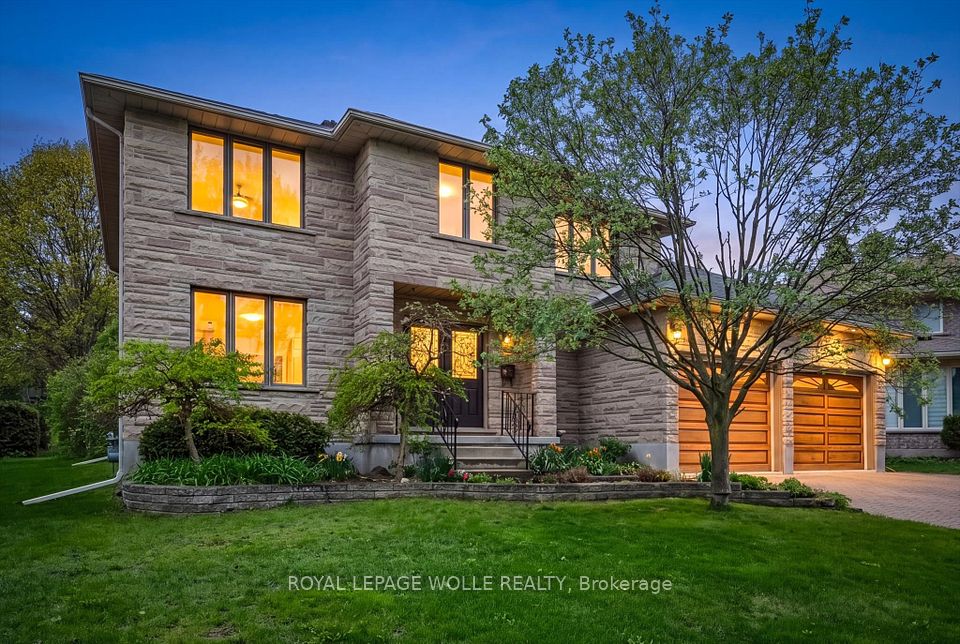 Detached at 82 Corfield Drive, Kitchener, ON N2A 3W9, Kitchener