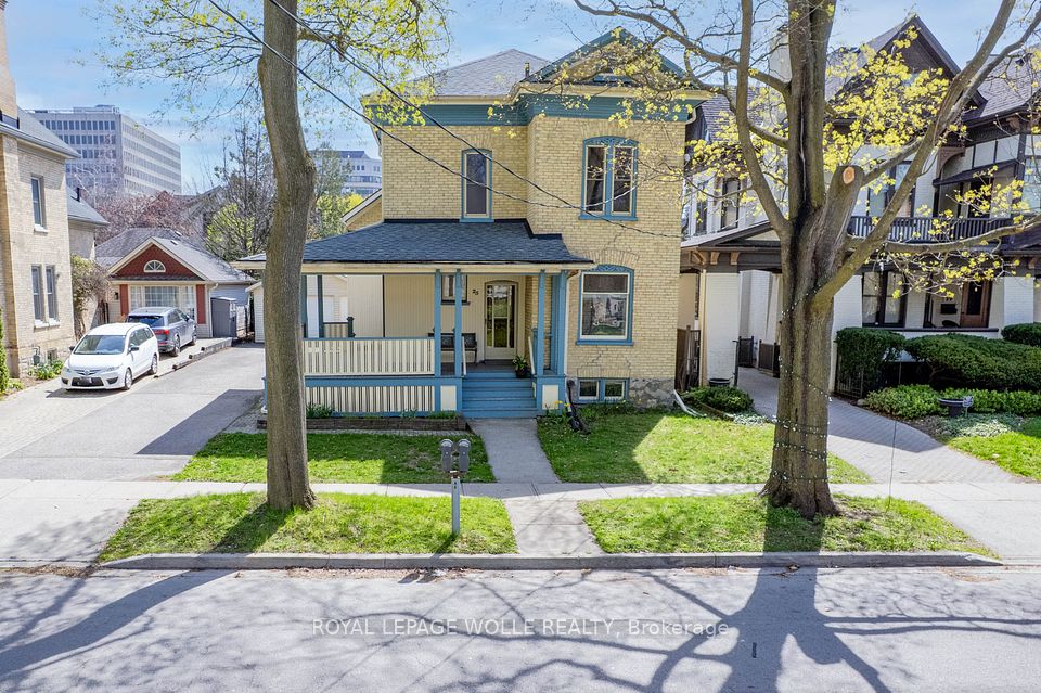 Detached at 25 Ahrens Street W, Kitchener, ON N2H 4B6, Kitchener
