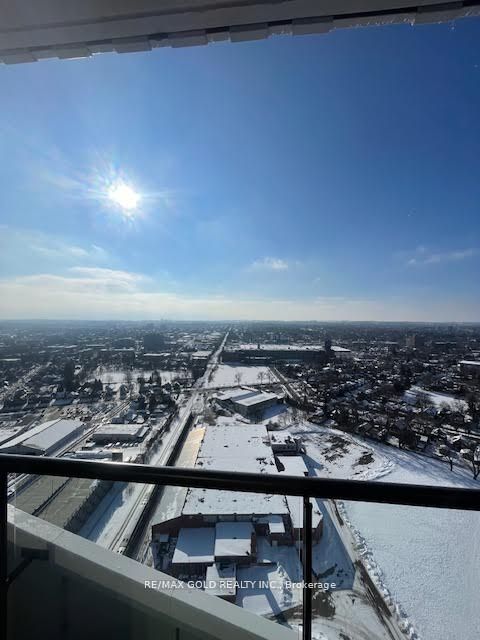 Condo Apartment at 25 WELLINGTON Street S 3505, Kitchener, ON N2G 0G5, Kitchener