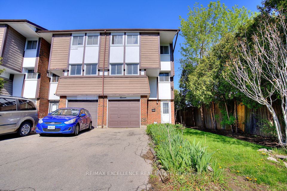 Condo Townhouse at 11 Priscilla Lane, Hamilton, ON L8E 3K9, Hamilton