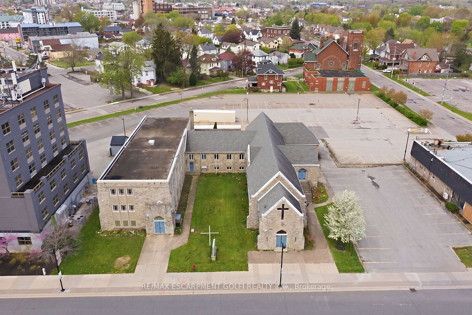 5485 Victoria Avenue, Niagara Falls, ON L2G 3L3