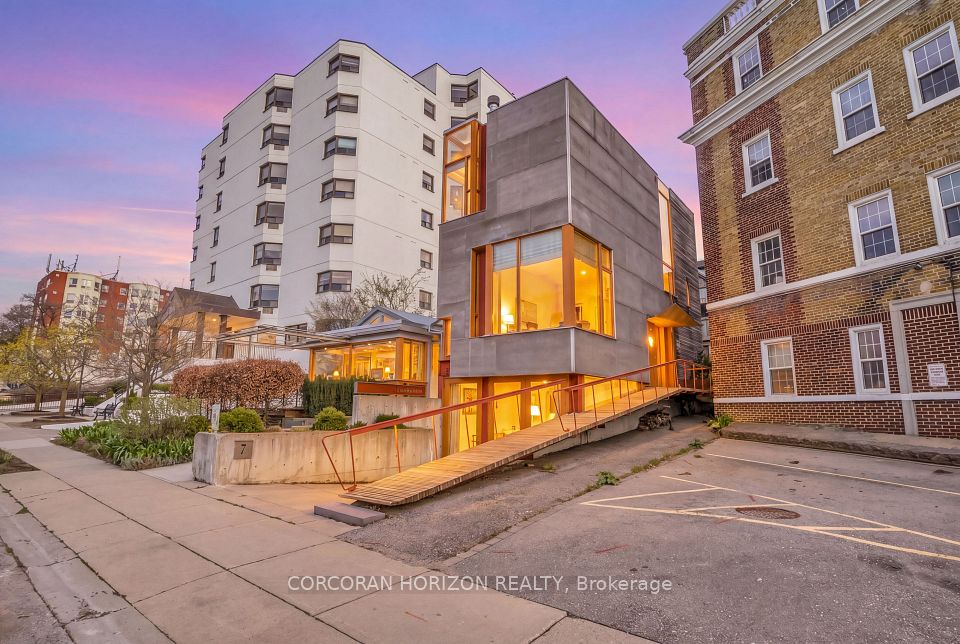 7 Coburg Street, Stratford, ON N5A 3E4