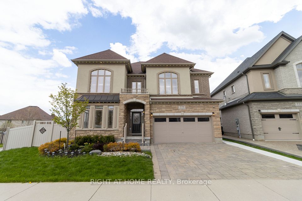 Detached at 779 Snowberry Court, Waterloo, ON N2V 0E7, Waterloo