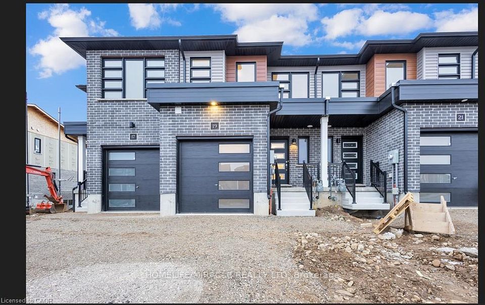 Att/Row/Townhouse at 19 Wilkinson Avenue, Cambridge, ON N1S 0C5, Cambridge