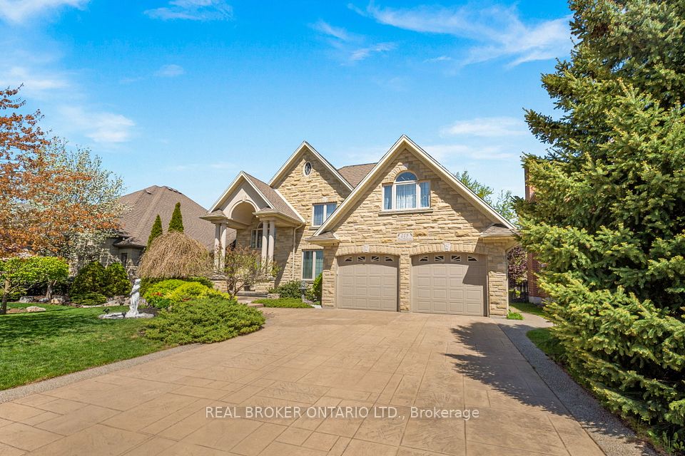 Detached at 215 Black Maple Court, Kitchener, ON N2P 2W8, Kitchener