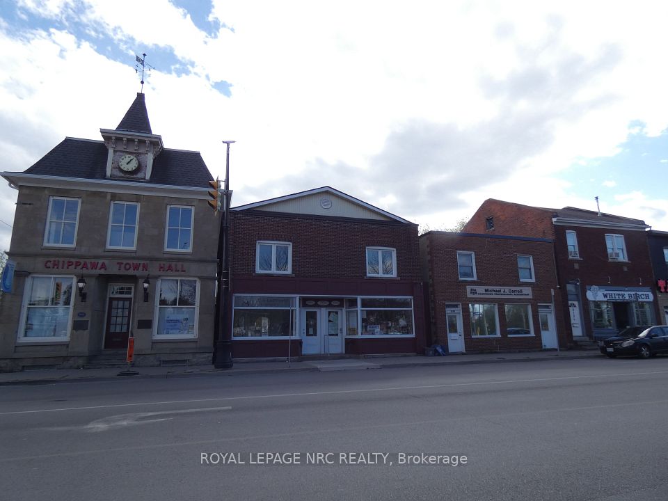 8190-94 Cummington Square W, Niagara Falls, ON L2G 6V9