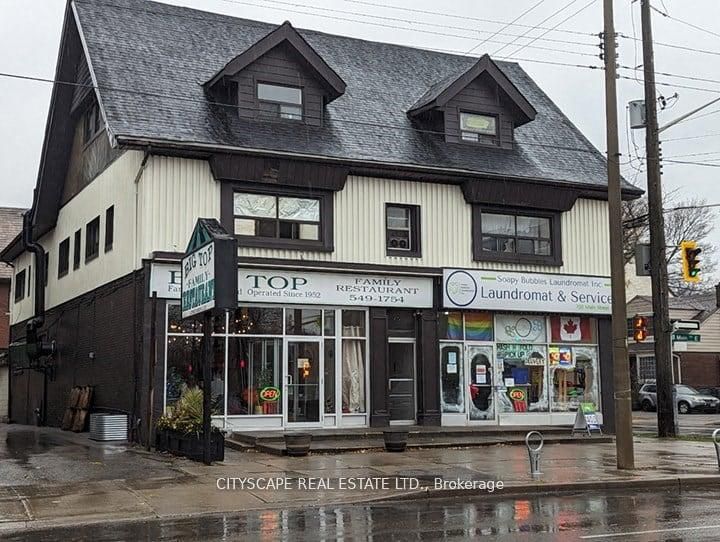 Detached at 752 Main Street E 6A, Hamilton, ON L8M 1L1, Hamilton