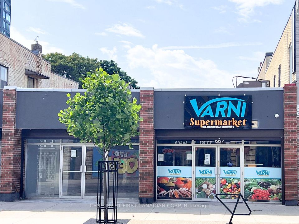 667 Dundas Street, London East, ON N5W 2Z1