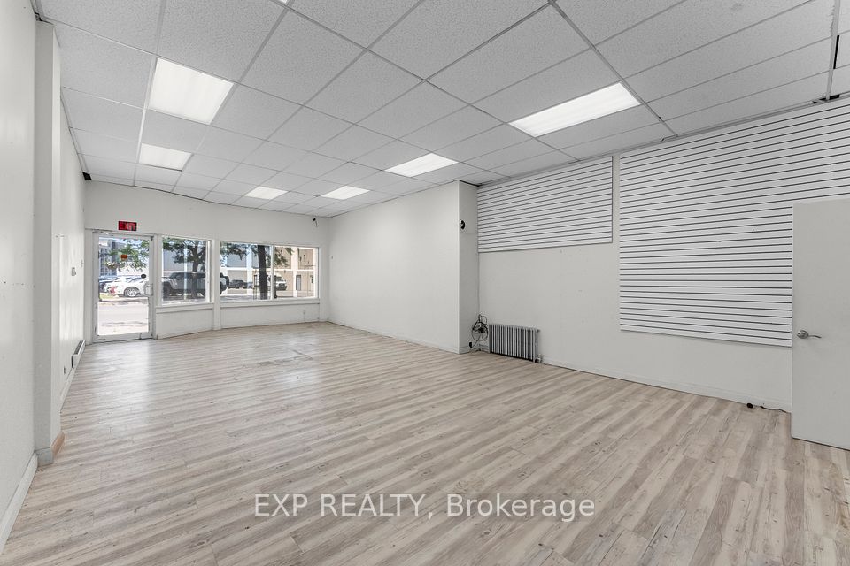 5860 Ferry Street, Niagara Falls, ON L2G 1S9