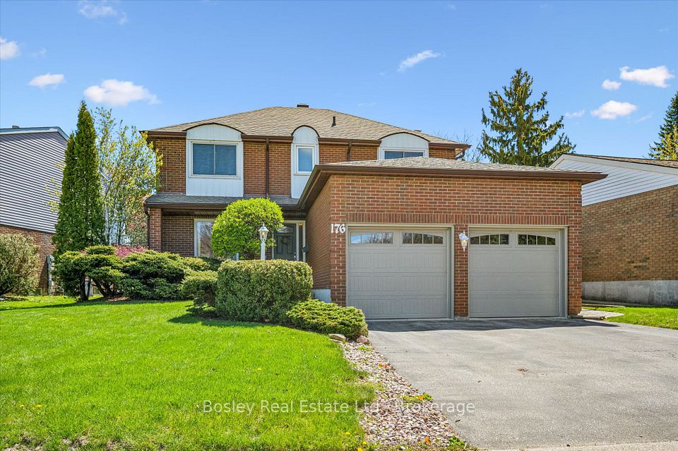 Detached at 176 Westvale Drive, Waterloo, ON N2T 1C2, Waterloo