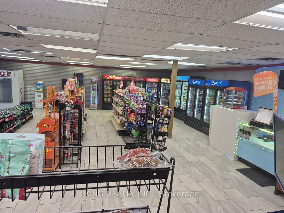 210 Front Street, Quinte West, ON K8V 4N9