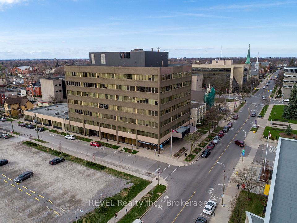 43 Church Street 202, St. Catharines, ON L2R 7E1