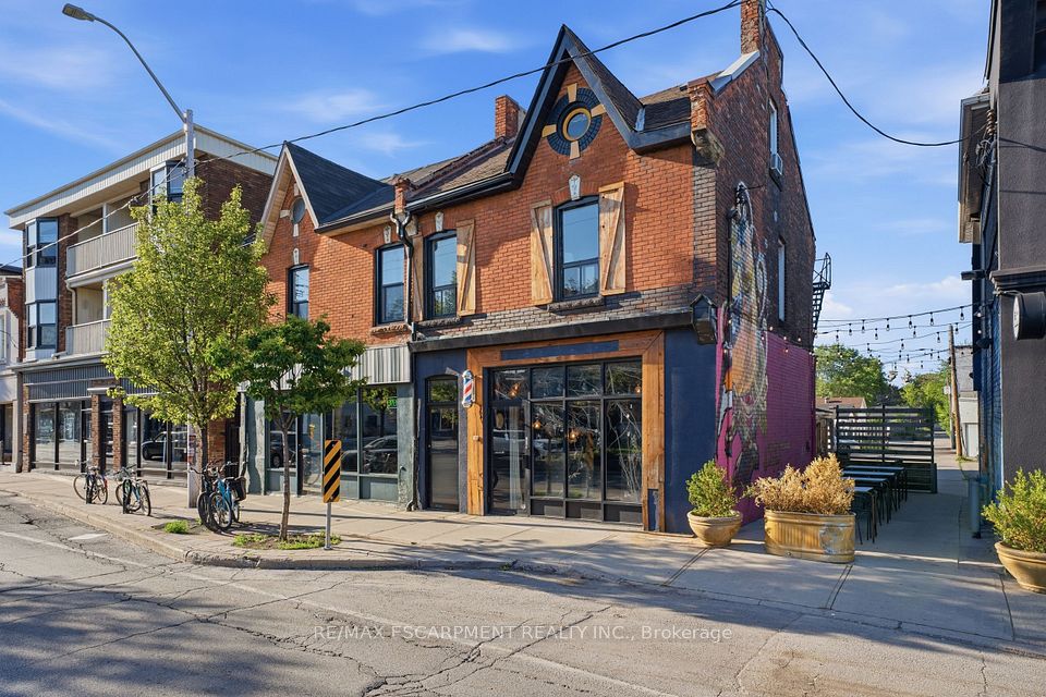 355 Barton Street E, Hamilton, ON L8L 2X6