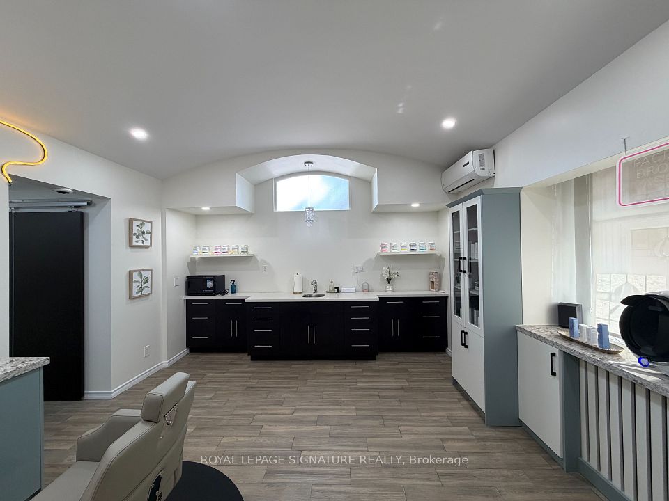 12 Duke Street 1, Hamilton, ON L8P 1X1