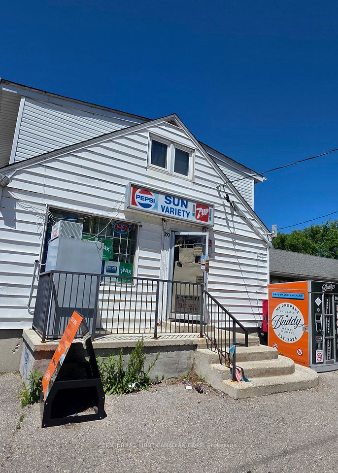 350 Thompson Road, London South, ON N5Z 2Z7