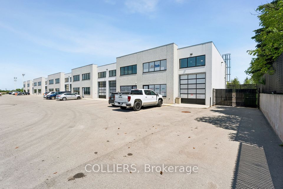 1290 Arvin Avenue 16, Hamilton, ON L8E 0H7