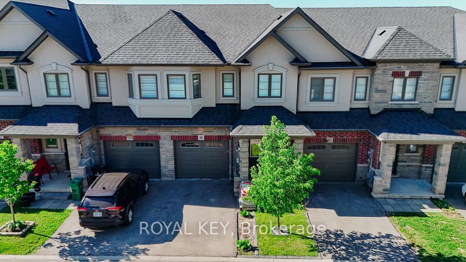 Att/Row/Townhouse at 324 Equestrian Way 39, Cambridge, ON N3E 0C1, Cambridge
