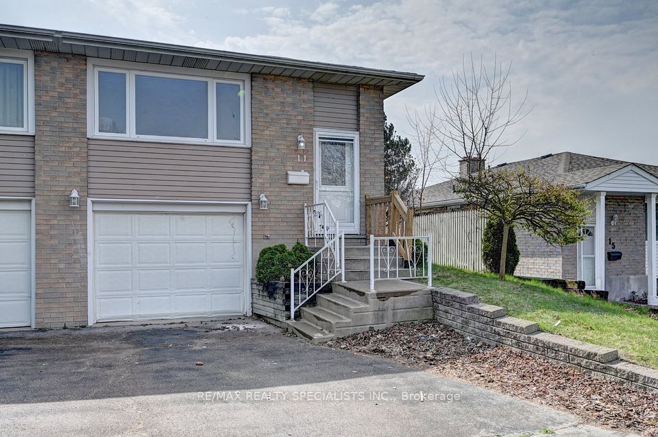 Semi-Detached  at 11 Dinison Crescent, Kitchener, ON N2E 2W3, Kitchener