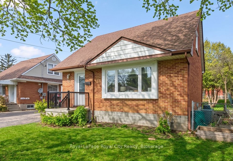 Detached at 103 William Street, Guelph, ON N1E 5G2, Guelph