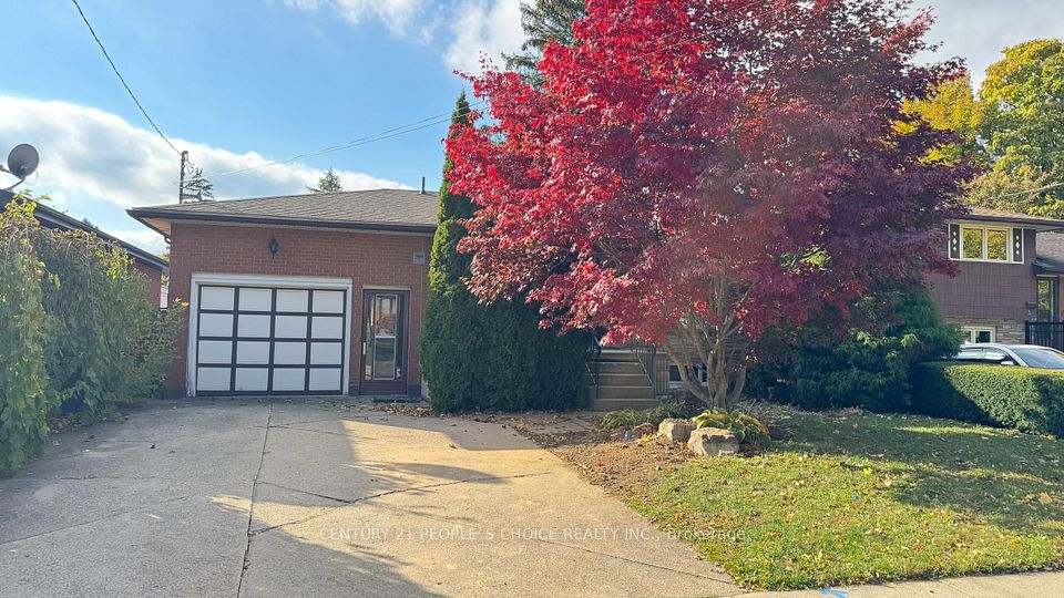 Detached at 122 Rifle Range Road Lease, Hamilton, ON L8S 3B6, Hamilton