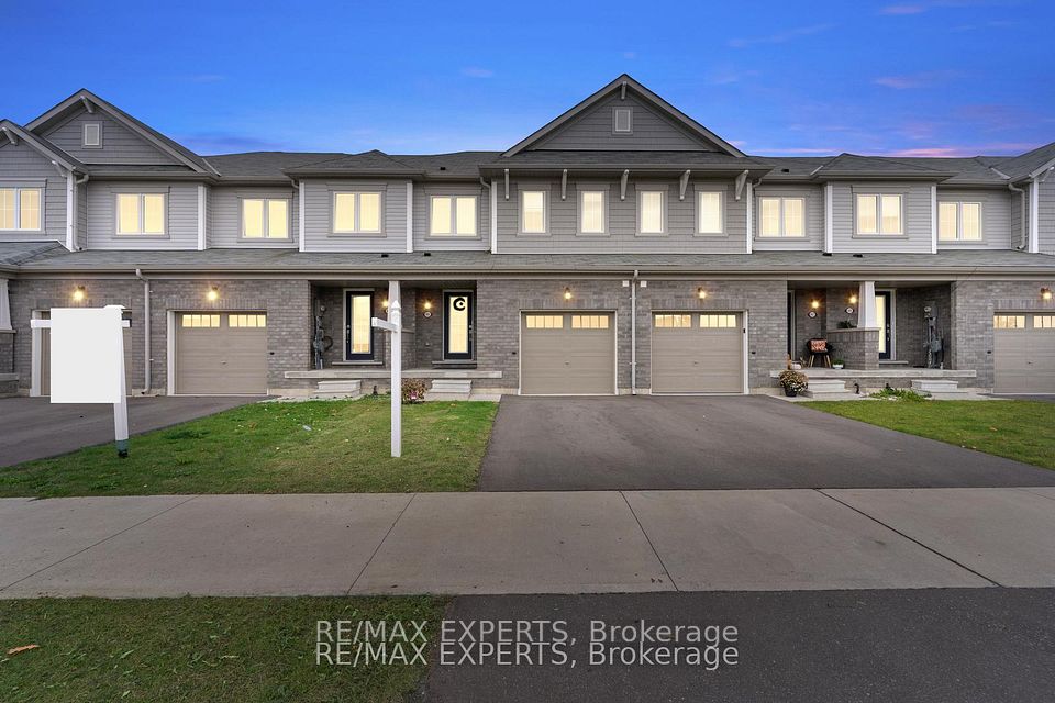 Att/Row/Townhouse at 405 Pumpkin Pass, Hamilton, ON L0R 1C0, Hamilton