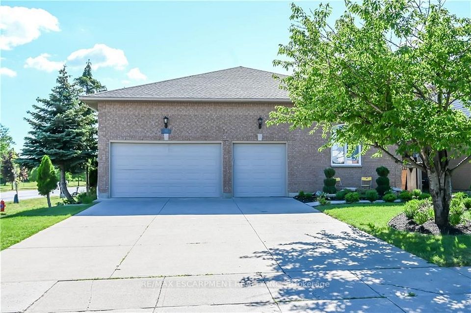 Detached at 296 WINTERBERRY Drive LOWER, Hamilton, ON L8J 2N5, Hamilton