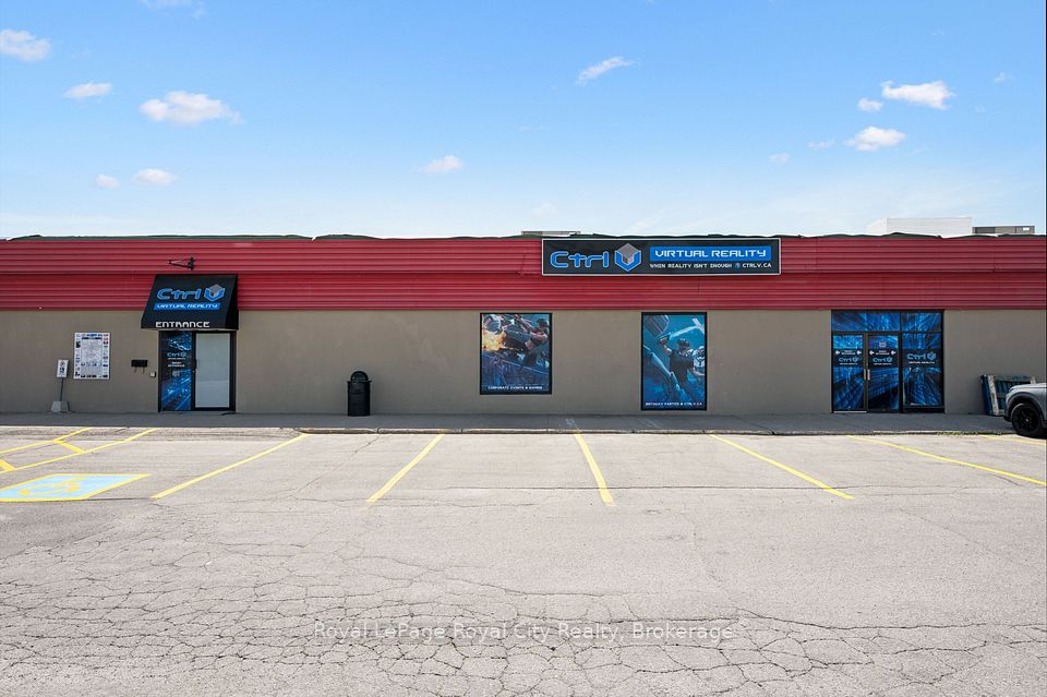 212A-212B Victoria Rd Road, Guelph, ON N1E 5R1